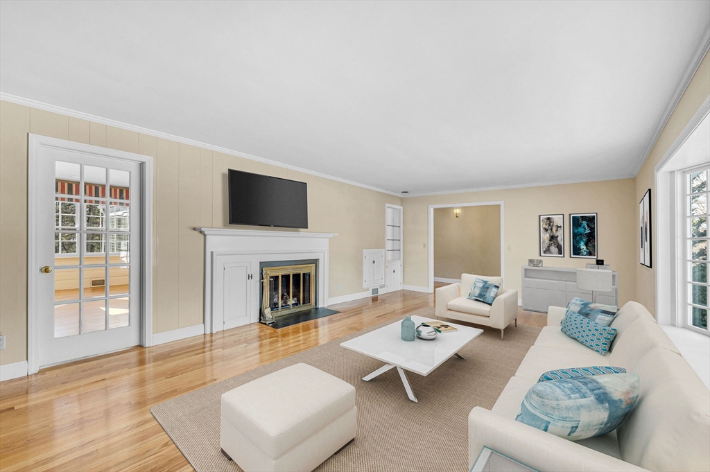 77 Arlington Road Longmeadow, MA 01106 - Photo 5 of 42 Gallery Image 5