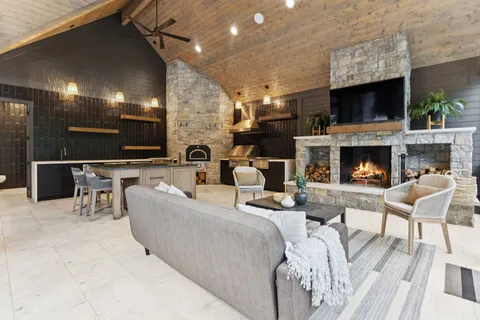 $5,500,000 | 910 Robertson Academy Road, Nashville, TN 37220