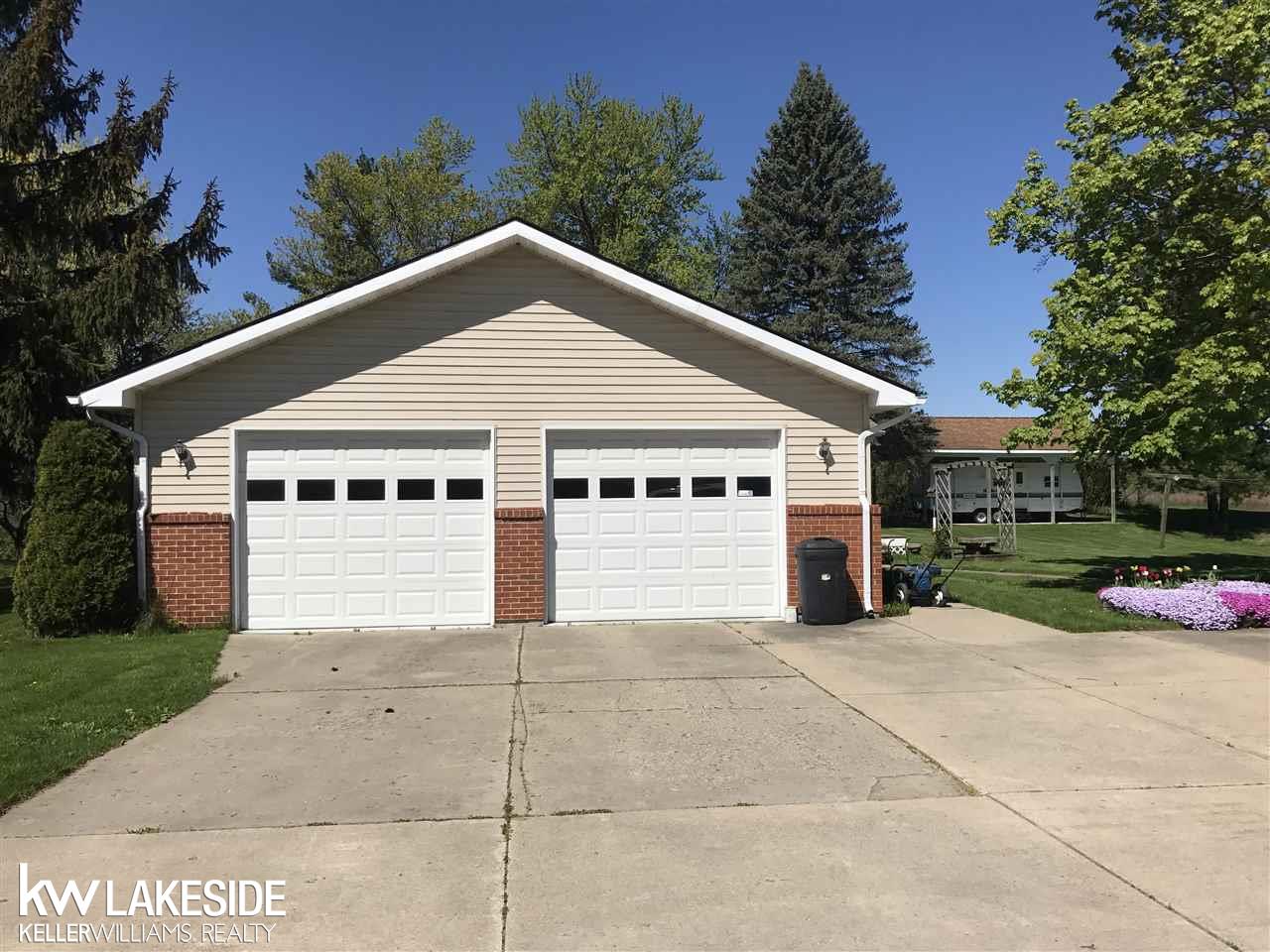 11269 37 Mile Road Romeo, MI 48065 - Photo 4 of 54
