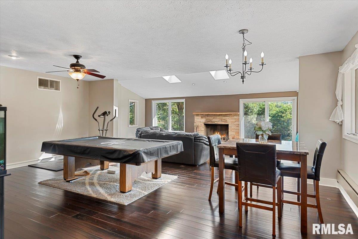 3118 Moore Road Springfield, IL 62707 - Photo 9 of 56