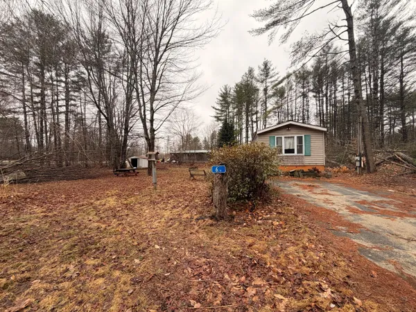 $33,000 | 6 Sandy Lane, Livermore Falls, ME 04254