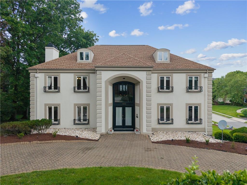 180 Springmeadow Drive Pittsburgh, PA 15241 - Photo 1 of 36