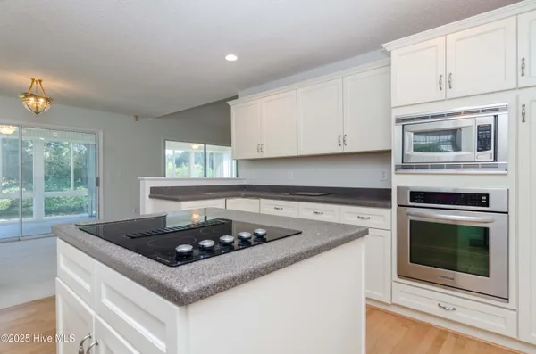 $2,750 | 340 Palmer Way, Wilmington, NC 28412