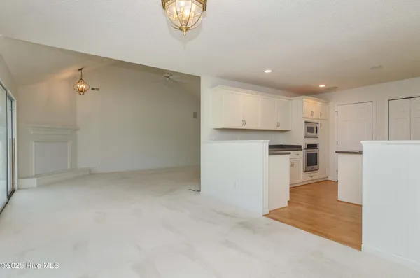 $2,750 | 340 Palmer Way, Wilmington, NC 28412