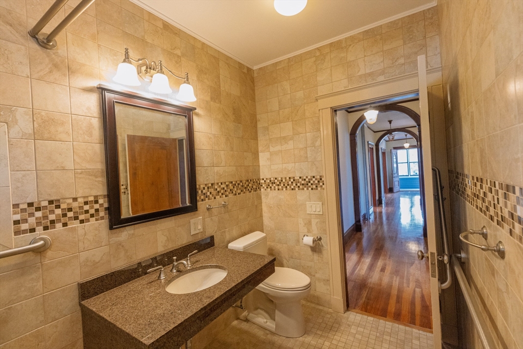 80 Caledonian Avenue Boston, MA 02132 - Photo 15 of 39