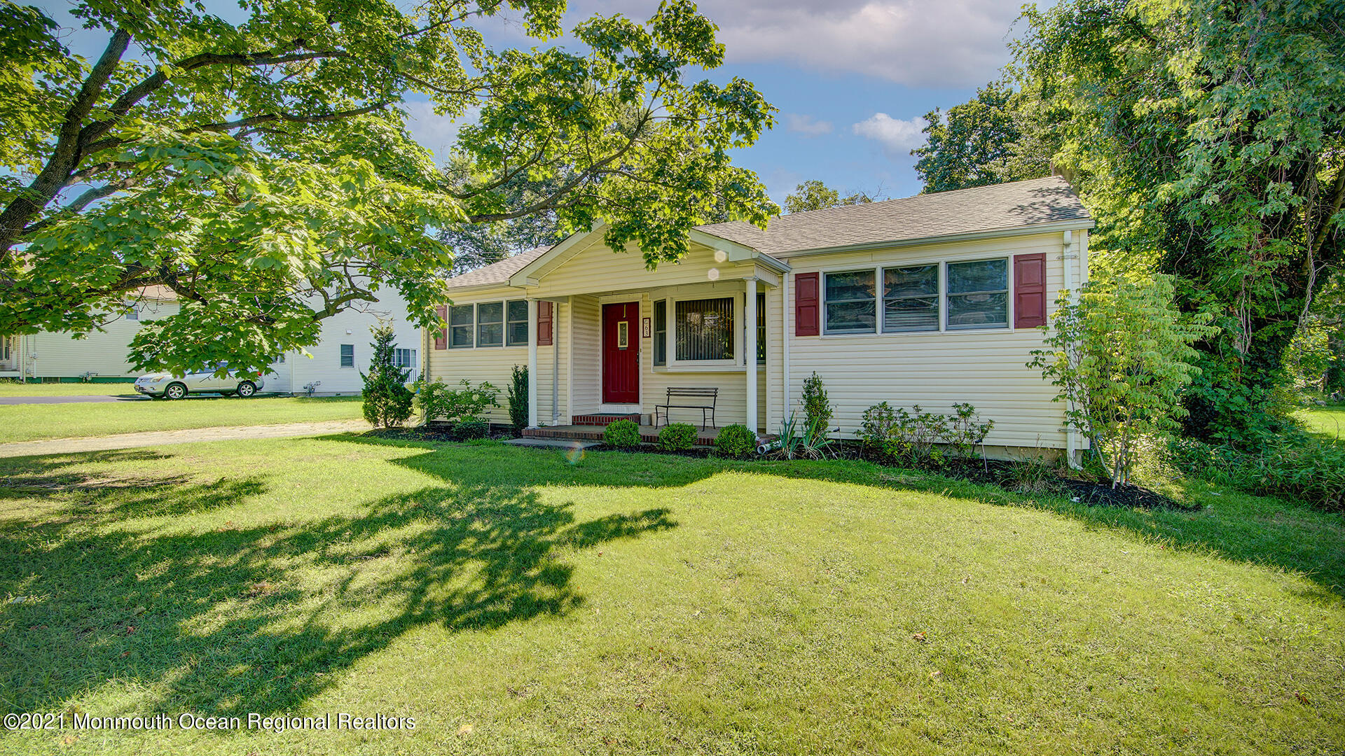 63 Tennent Road Morganville, NJ 07751 - Photo 2 of 38 DSC05496And8more