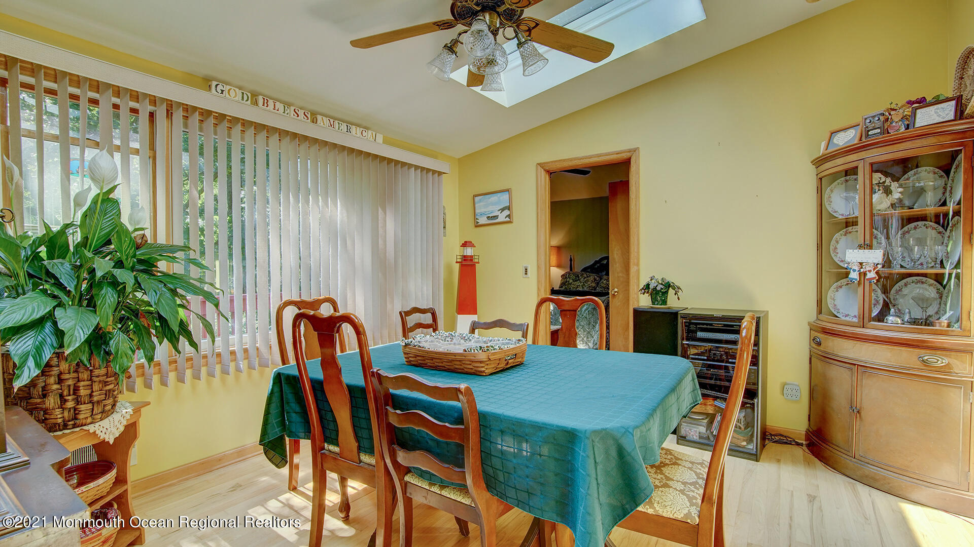 63 Tennent Road Morganville, NJ 07751 - Photo 17 of 38 DSC05613And8more