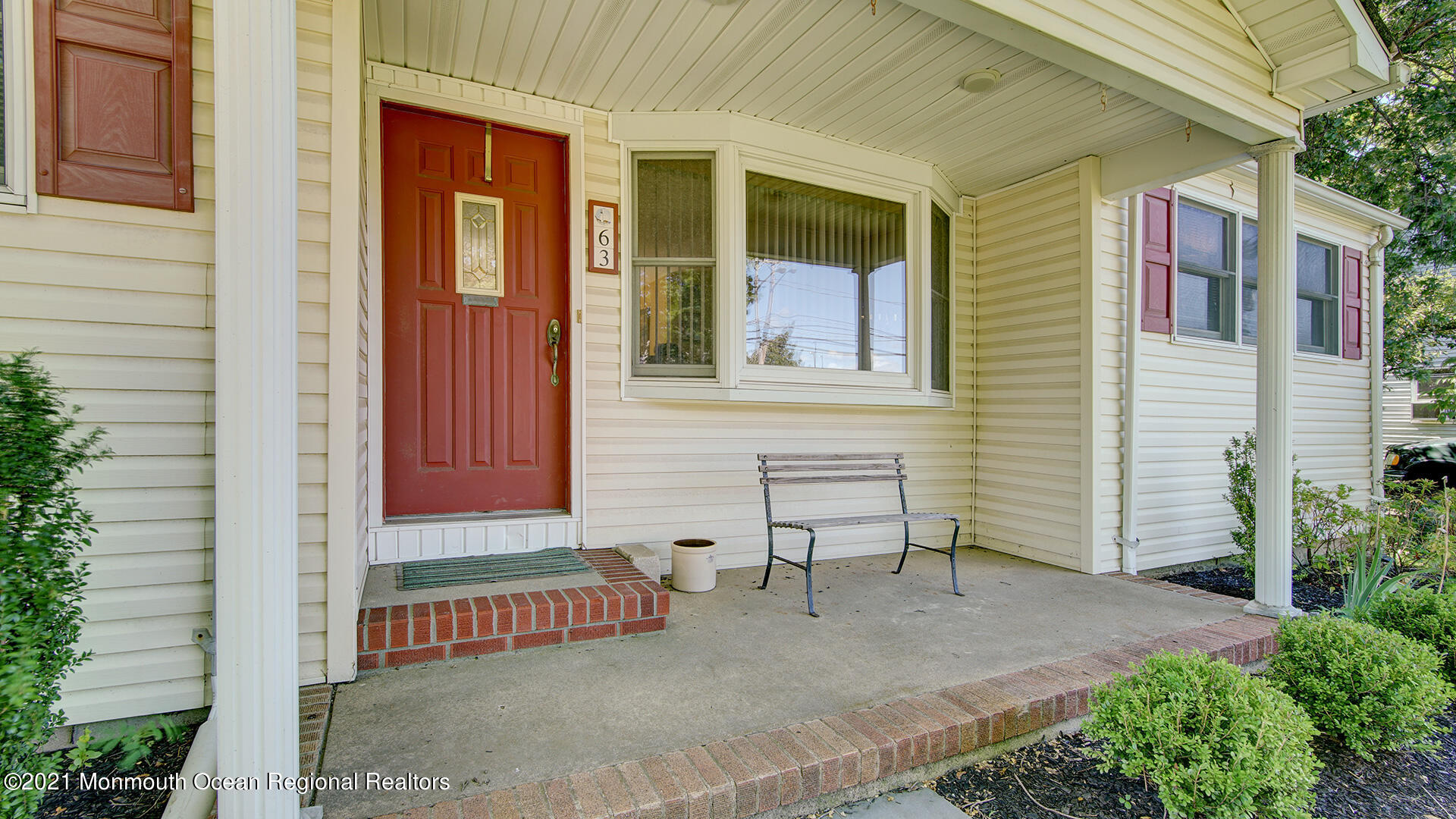 63 Tennent Road Morganville, NJ 07751 - Photo 4 of 38 DSC05577And8more