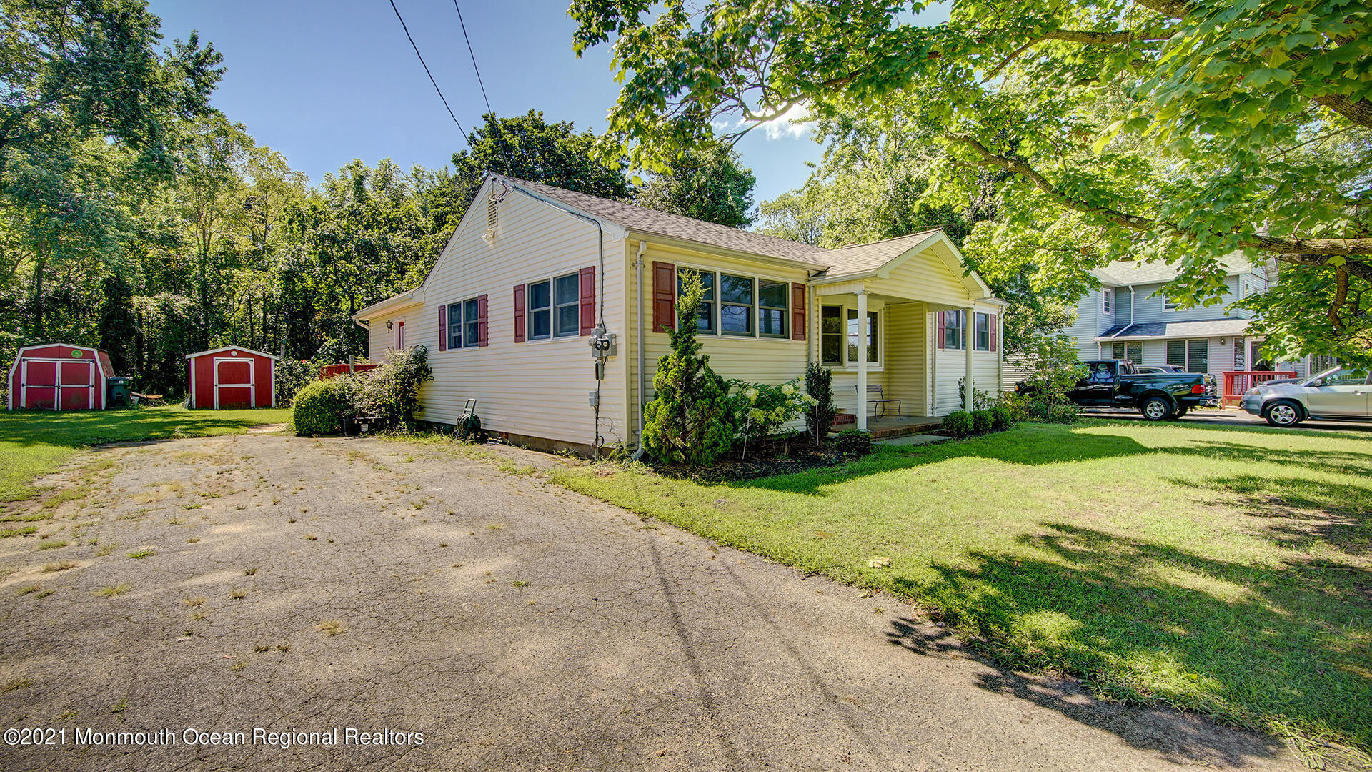 63 Tennent Road Morganville, NJ 07751 - Photo 5 of 38 DSC05532And8more