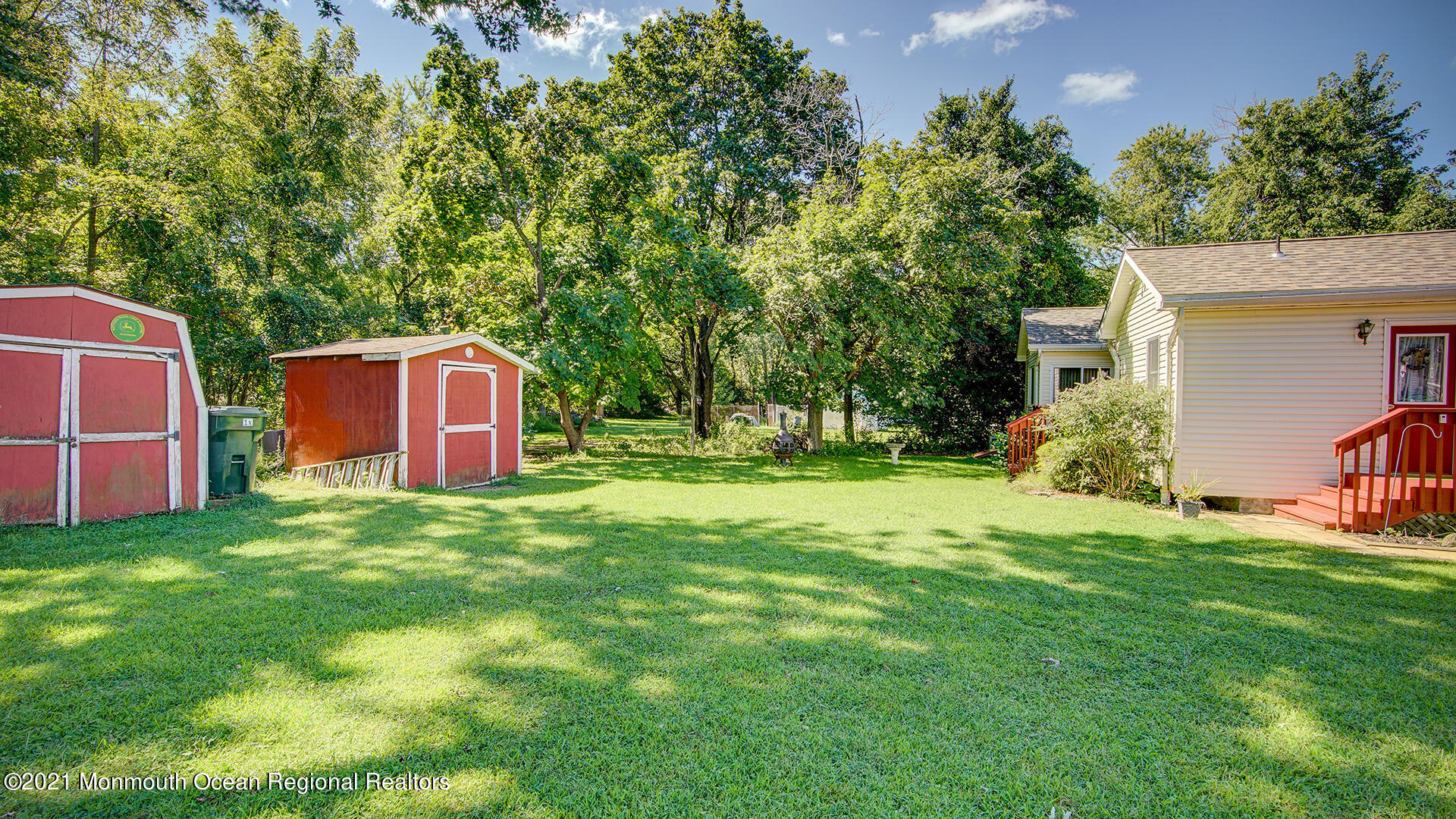 63 Tennent Road Morganville, NJ 07751 - Photo 8 of 38 DSC05541And8more