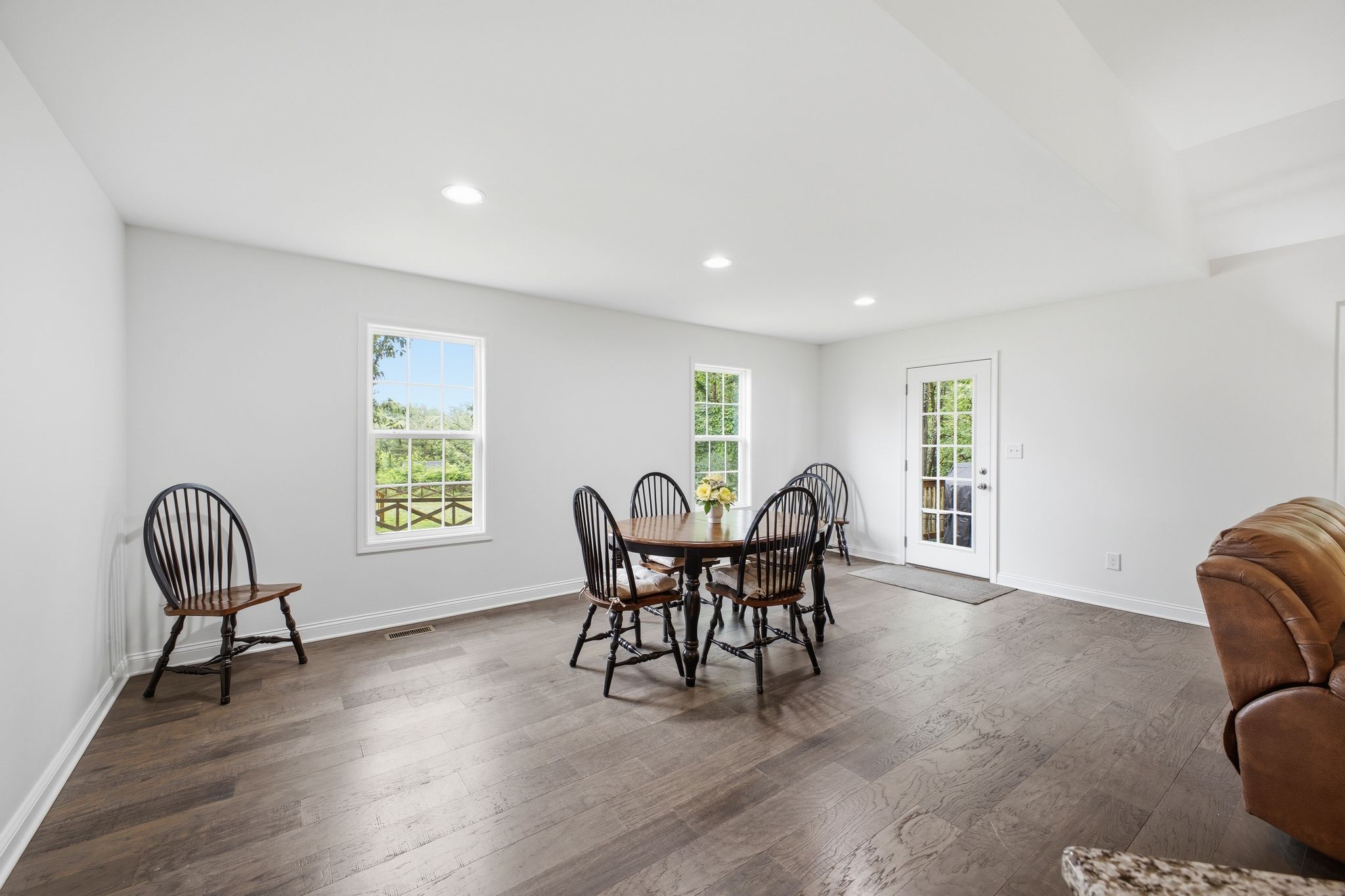 109 Mangrum Road Bon Aqua, TN 37025 - Photo 10 of 29
