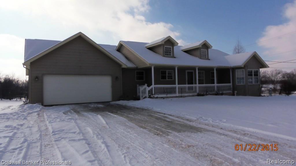 1253 Peppermill Road Lapeer, MI 48446 - Photo 2 of 25 1253 Peppermill front 2.jpg