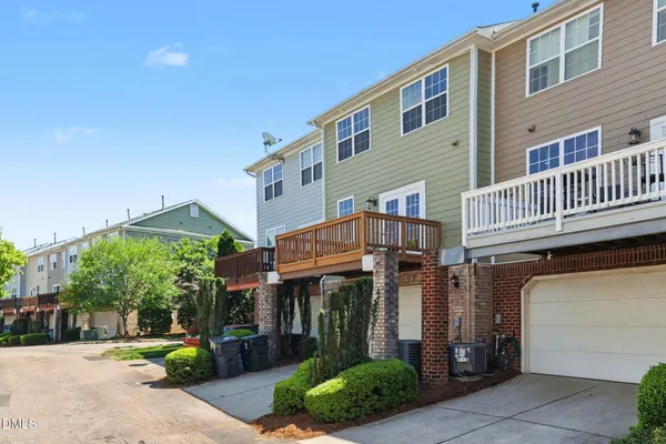 $415,000 | 115 Grindstone Drive, Apex, NC 27502