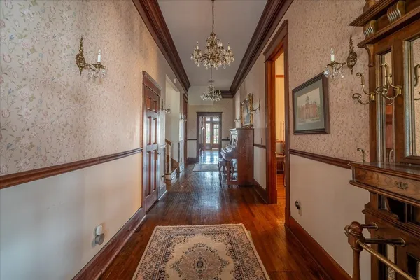 $450,000 | 235 Pulaski Street, Lawrenceburg, TN 38464
