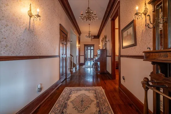 $450,000 | 235 Pulaski Street, Lawrenceburg, TN 38464