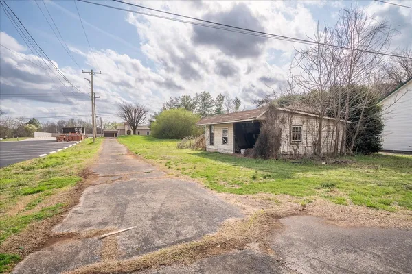 $450,000 | 235 Pulaski Street, Lawrenceburg, TN 38464