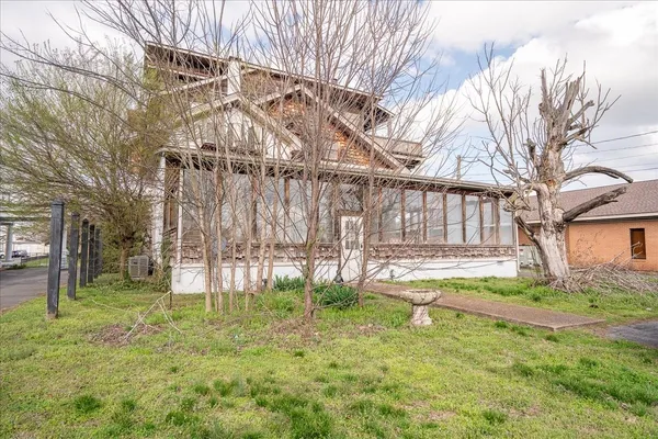 $450,000 | 235 Pulaski Street, Lawrenceburg, TN 38464