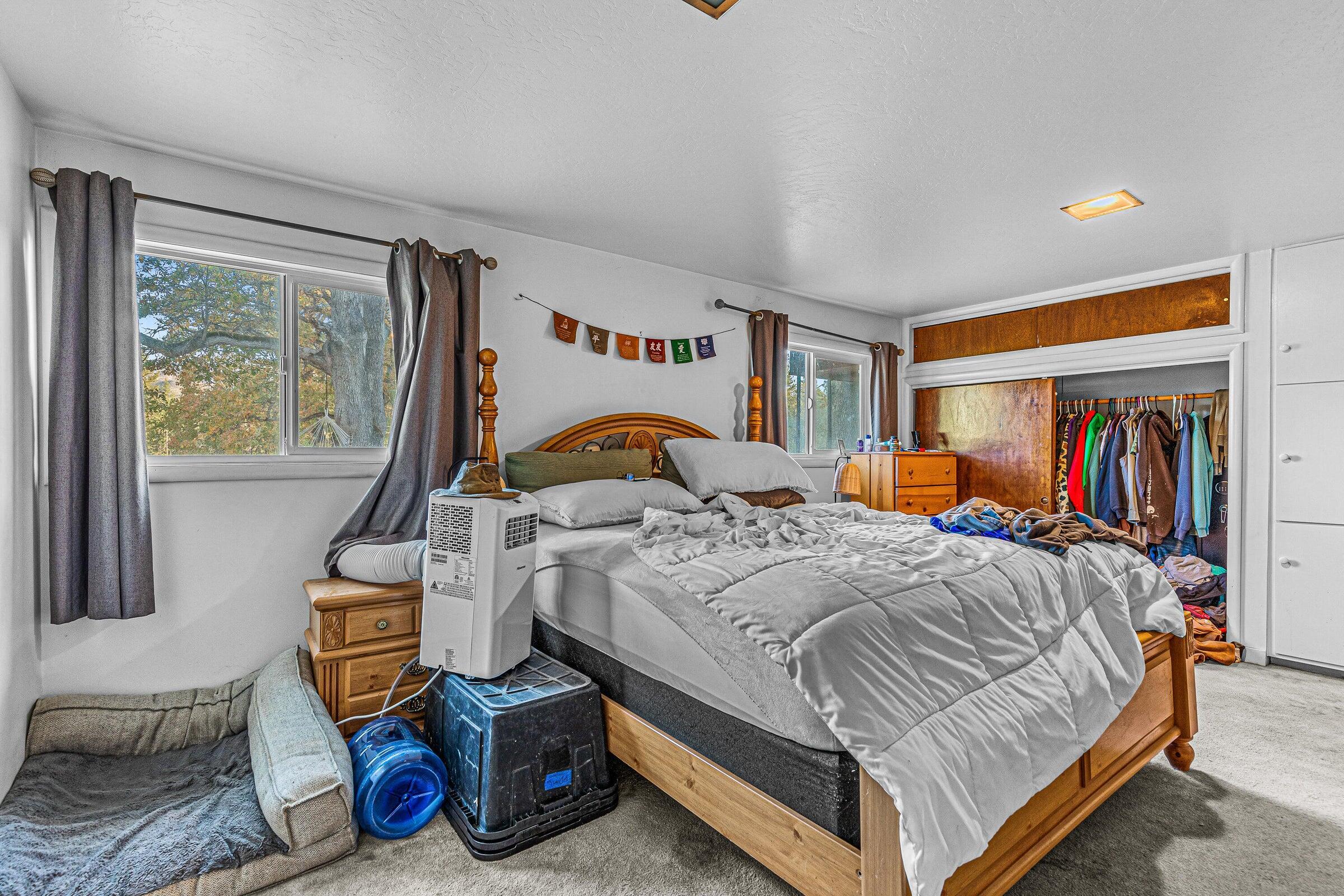 3361 Little Applegate Road Jacksonville, OR 97530 - Photo 14 of 18