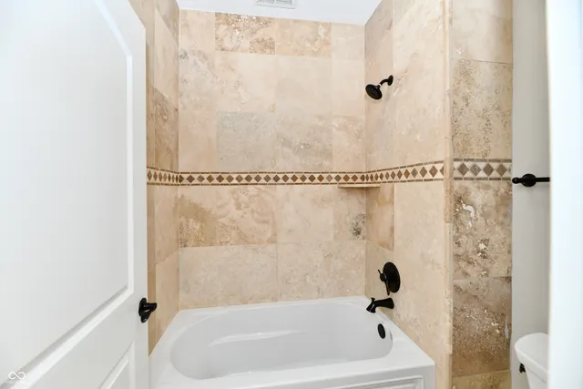 $2,599 | 8555 One W Drive, Unit 109, Indianapolis, IN 46260