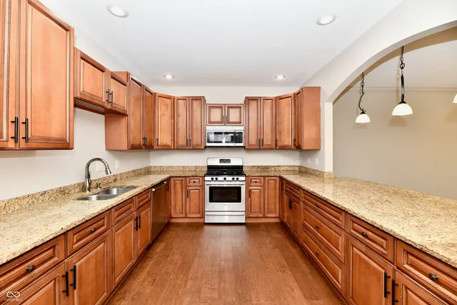 $2,599 | 8555 One W Drive, Unit 109, Indianapolis, IN 46260