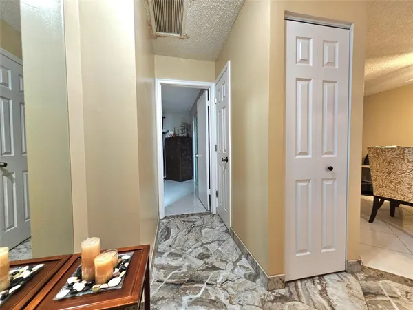 $1,750 | 2141 Northeast 1st Court, Unit 201, Boynton Beach, FL 33435