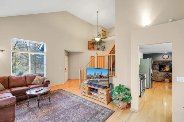 $484,900 | 8301 Narcissus Street, Victoria, MN 55386