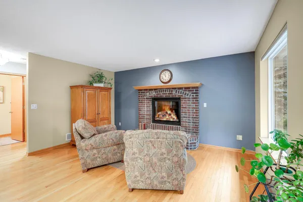 $484,900 | 8301 Narcissus Street, Victoria, MN 55386