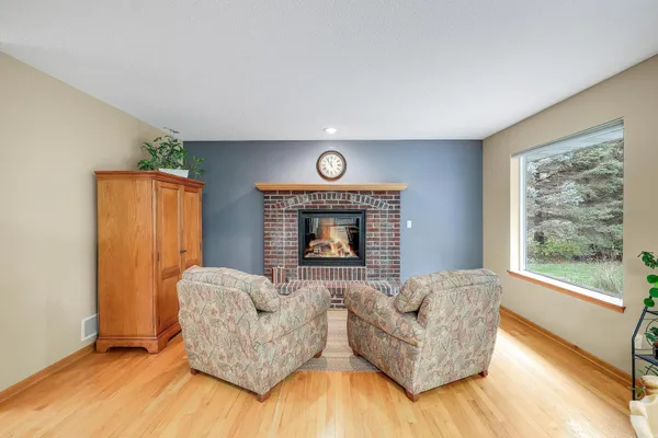 $484,900 | 8301 Narcissus Street, Victoria, MN 55386