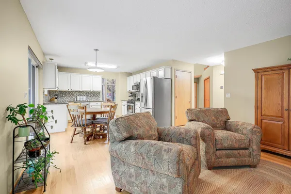 $484,900 | 8301 Narcissus Street, Victoria, MN 55386