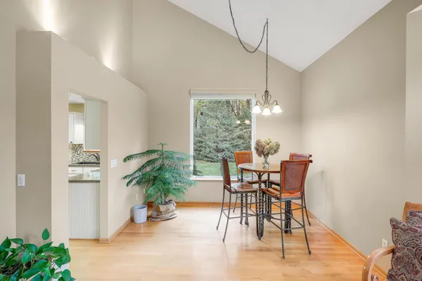 $484,900 | 8301 Narcissus Street, Victoria, MN 55386