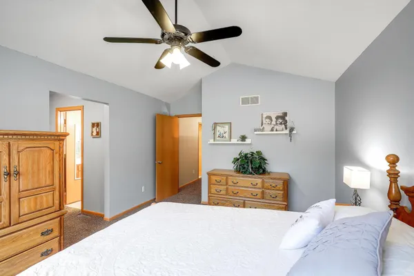 $484,900 | 8301 Narcissus Street, Victoria, MN 55386