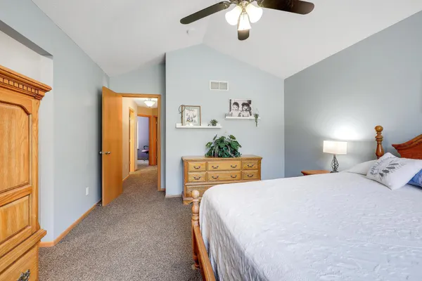 $484,900 | 8301 Narcissus Street, Victoria, MN 55386