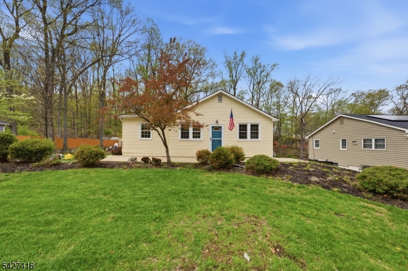 32 Coolidge Trail Hopatcong, NJ 07843 - Photo 1 of 18