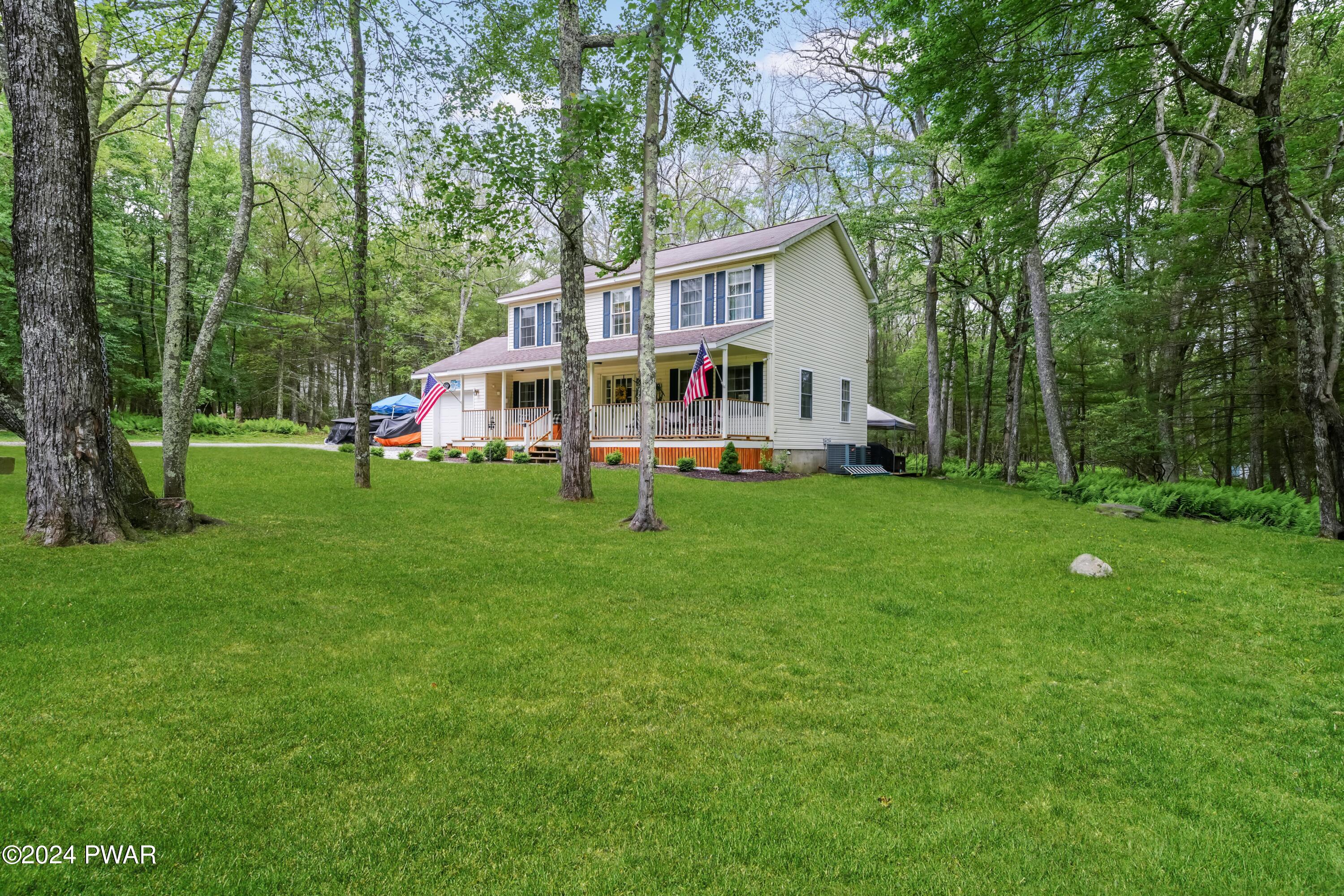 105 Hunts Road Dingmans Ferry, PA 18328 - Photo 4 of 33