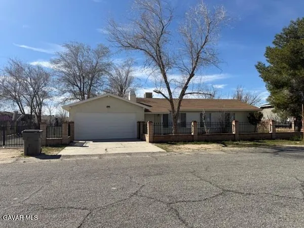 $369,900 | 40315 177th Street East, Palmdale, CA 93591