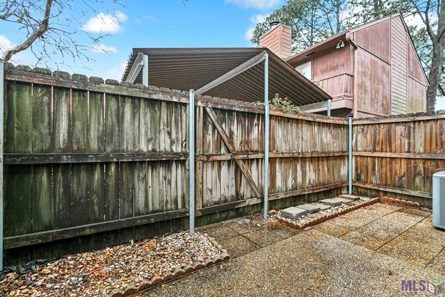 $142,900 | 968 Ridgepoint Court, Unit 968, Baton Rouge, LA 70810