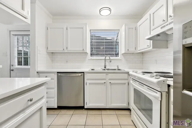 $142,900 | 968 Ridgepoint Court, Unit 968, Baton Rouge, LA 70810