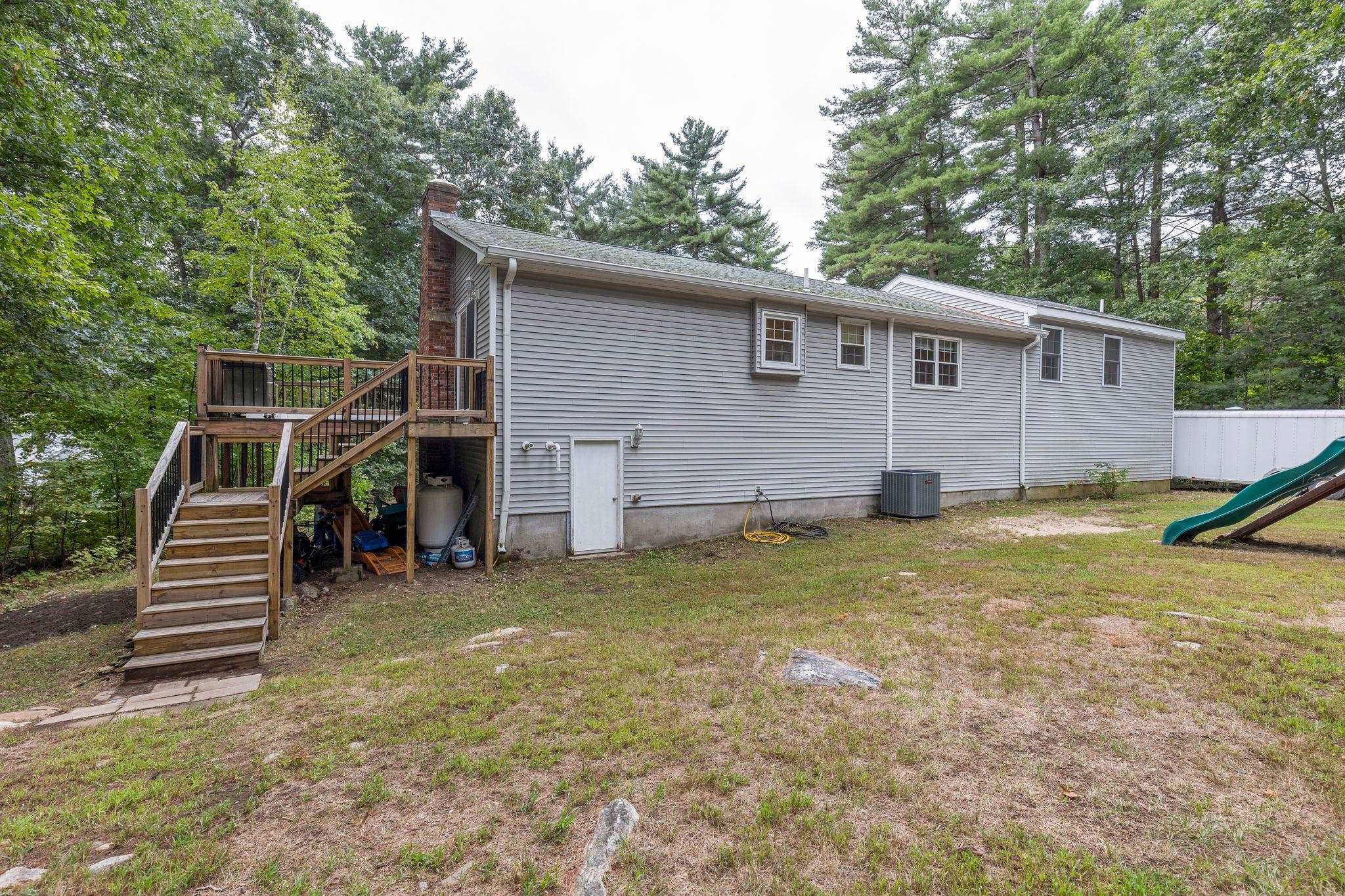 118 Scobie Pond Road Derry, NH 03038 - Photo 37 of 40