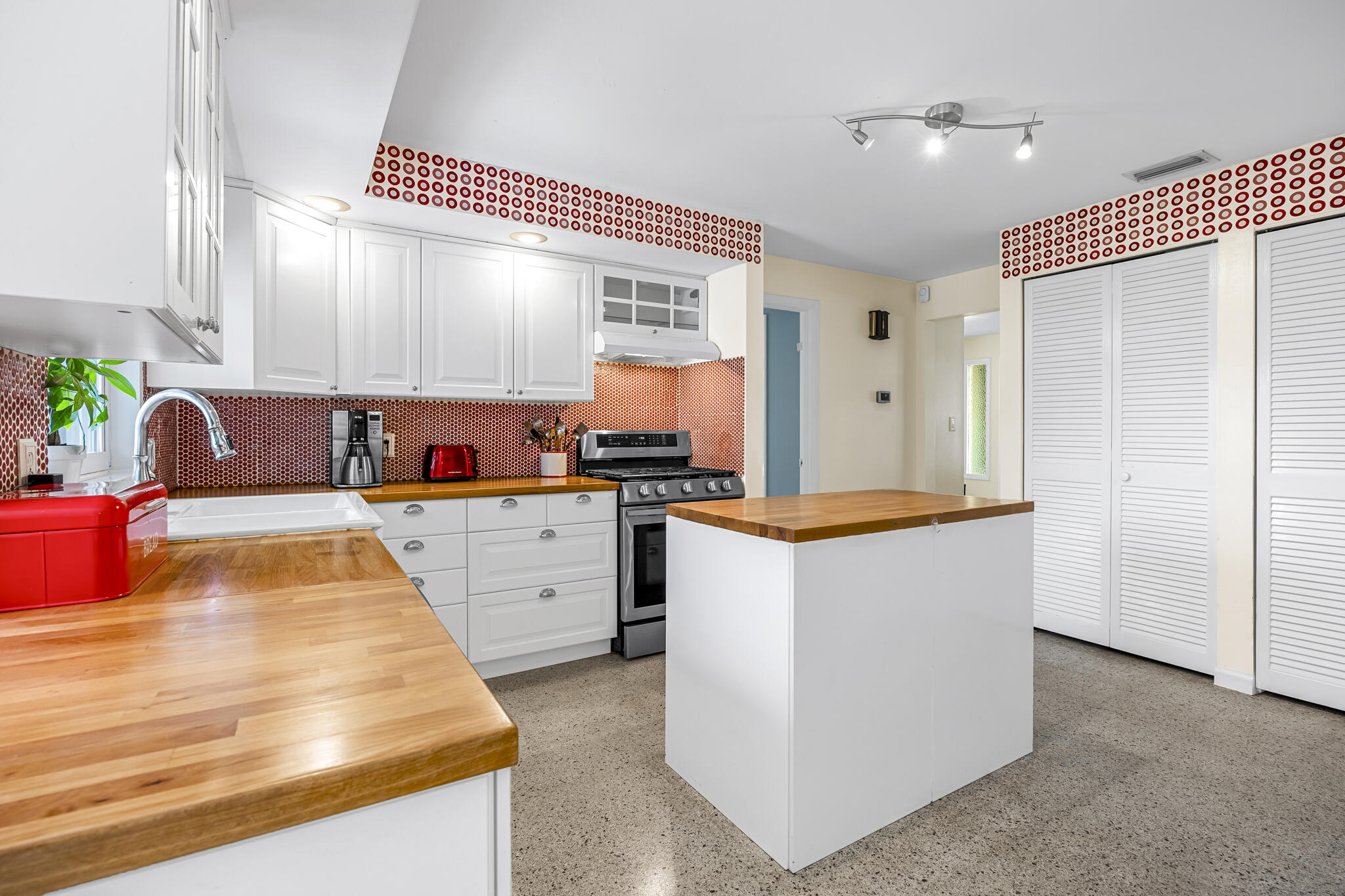 864 Kings Post Road Rockledge, FL 32955 - Photo 16 of 36 a-22
