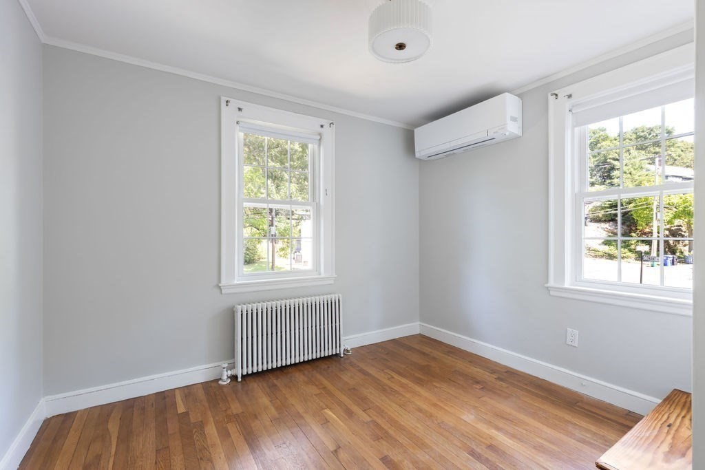 36 Risley Road Brookline, MA 02467 - Photo 13 of 28