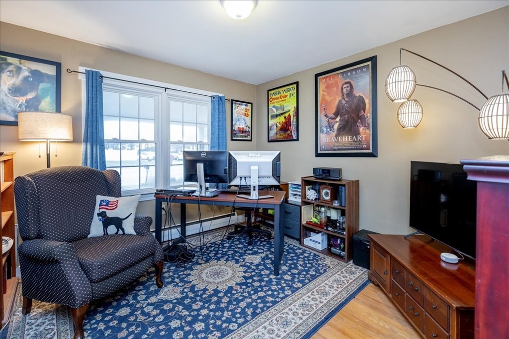 61 Beach Road Salisbury, MA 01952 - Photo 19 of 27 a living room with furniture and a window