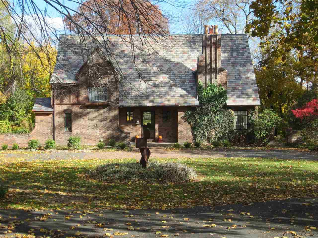 329 Loudon Road Colonie, NY 12211 - Photo 1 of 25 Photo 1
