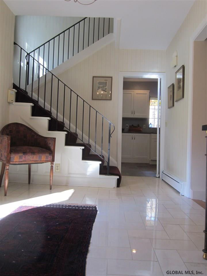 329 Loudon Road Colonie, NY 12211 - Photo 21 of 25 Photo 21