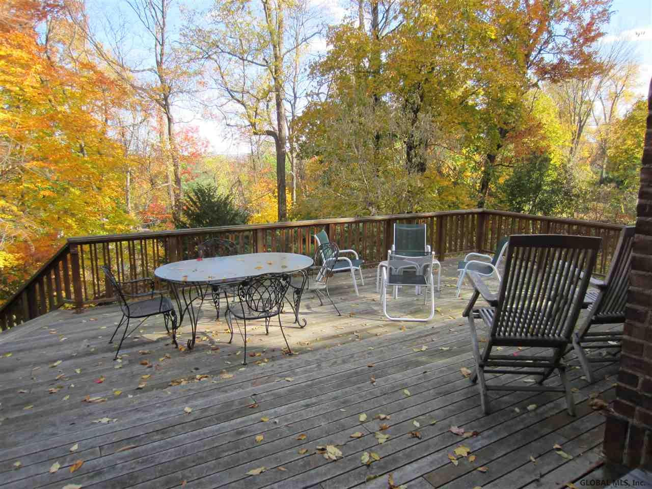 329 Loudon Road Colonie, NY 12211 - Photo 22 of 25 Photo 22
