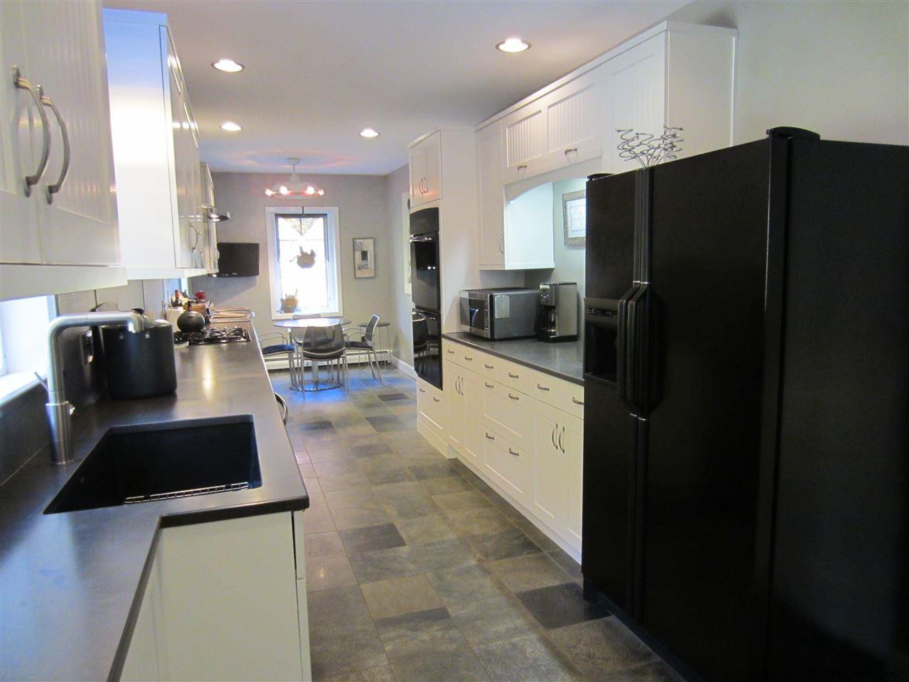 329 Loudon Road Colonie, NY 12211 - Photo 10 of 25 Photo 10