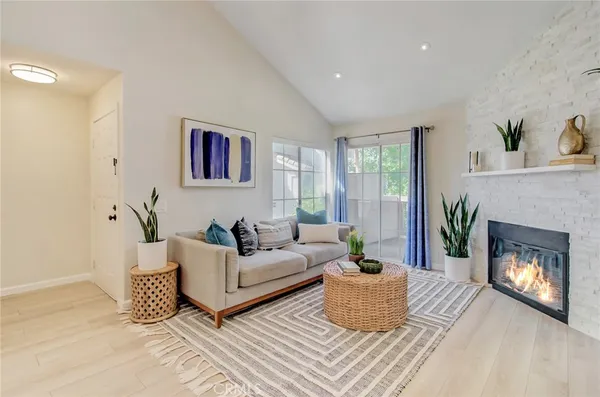 $649,000 | 26571 Las Palmas, Unit 7, Laguna Hills, CA 92656