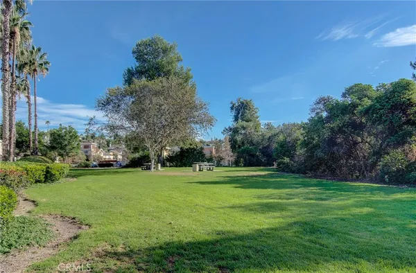 $649,000 | 26571 Las Palmas, Unit 7, Laguna Hills, CA 92656