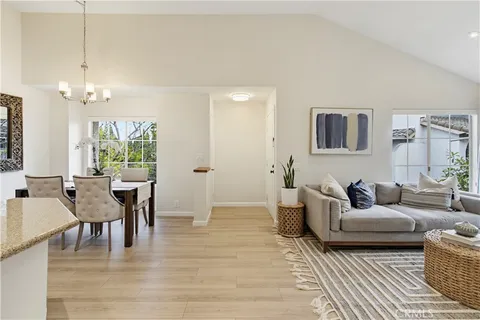 $639,000 | 26571 Las Palmas, Unit 7, Laguna Hills, CA 92656