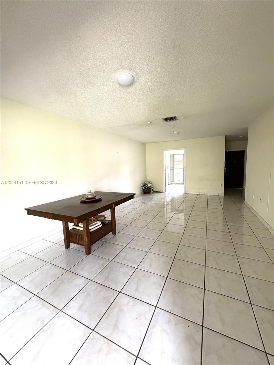 14725 Southwest 86th Lane Miami, FL 33193 - Photo 10 of 32