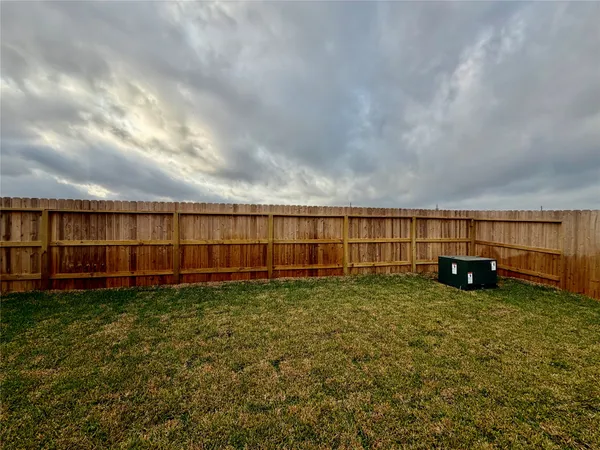 $2,000 | 5003 Esperanza Terrace Drive, Richmond, TX 77469